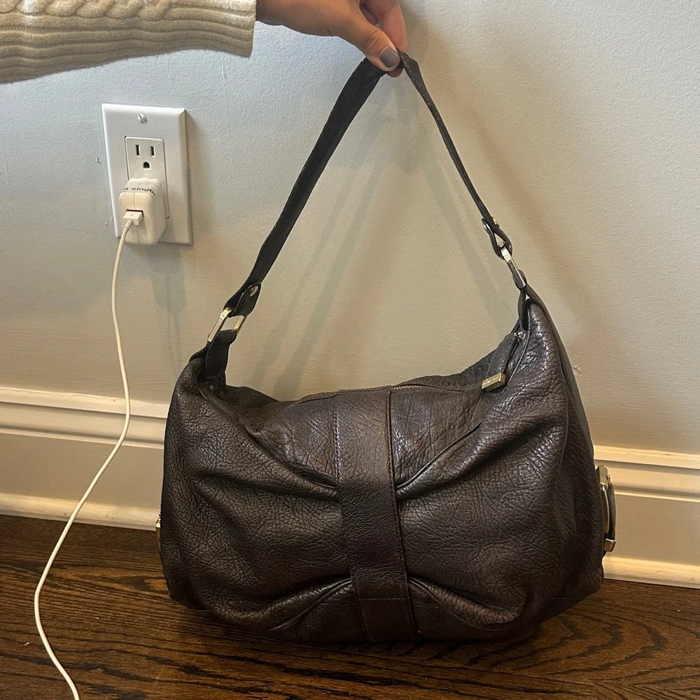 Vintage Micheal Kors bag in great condition Elegant Brown Leather Shoulder Bag - Picture 2 of 14